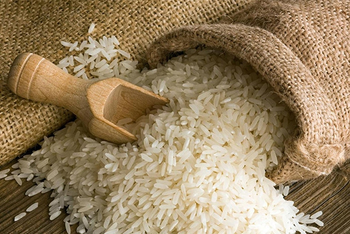 Giá gạo xuất khẩu của Việt Nam đột ngột giảm mạnh