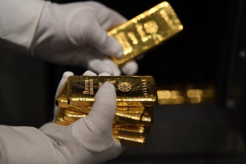 Giá vàng thế giới bật tăng trở lại, vàng nhẫn trong nước hồi về 70 triệu đồng/lượng