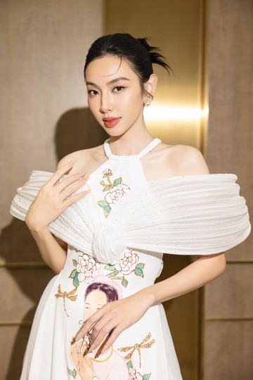 Thùy Tiên phản hồi việc chi 68 tỷ đồng mua cổ phần Hoa hậu Hòa bình